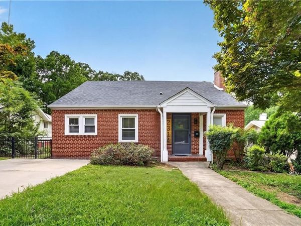 2314 S Broad Street , Winston-Salem, NC 27127