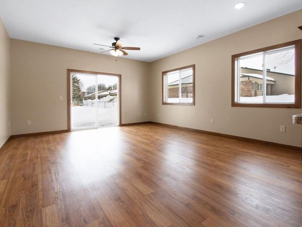 411 Bullis Street, Kenyon, MN 55946