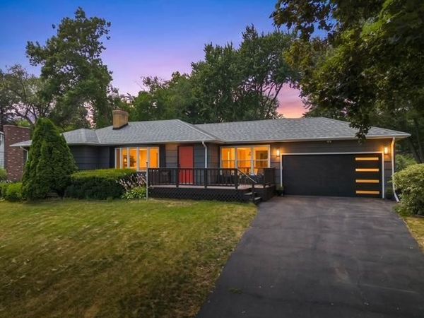 3662 Robin Lane, Minnetonka, MN 55305