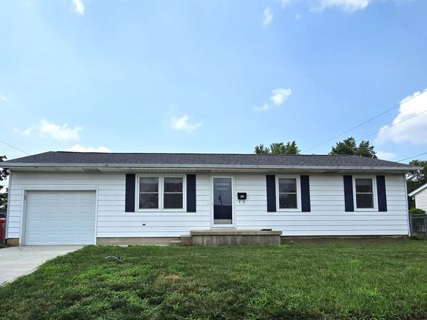 52 Deger Drive , London, OH 43140