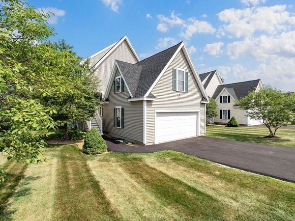 19 Footbridge Lane, Dover, NH 03820