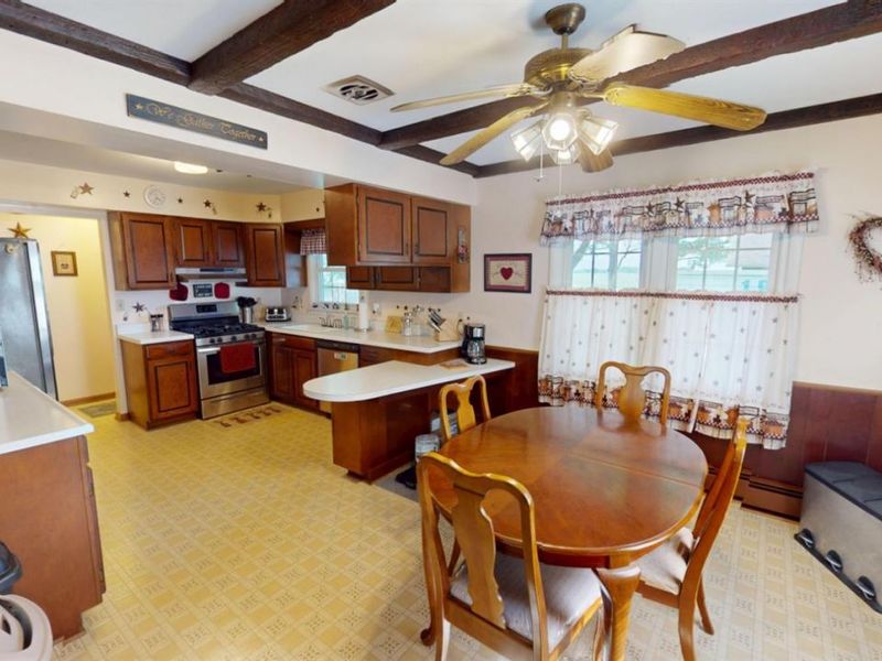 20938 W Johnson Street, Williston, OH 43468 Photo 9