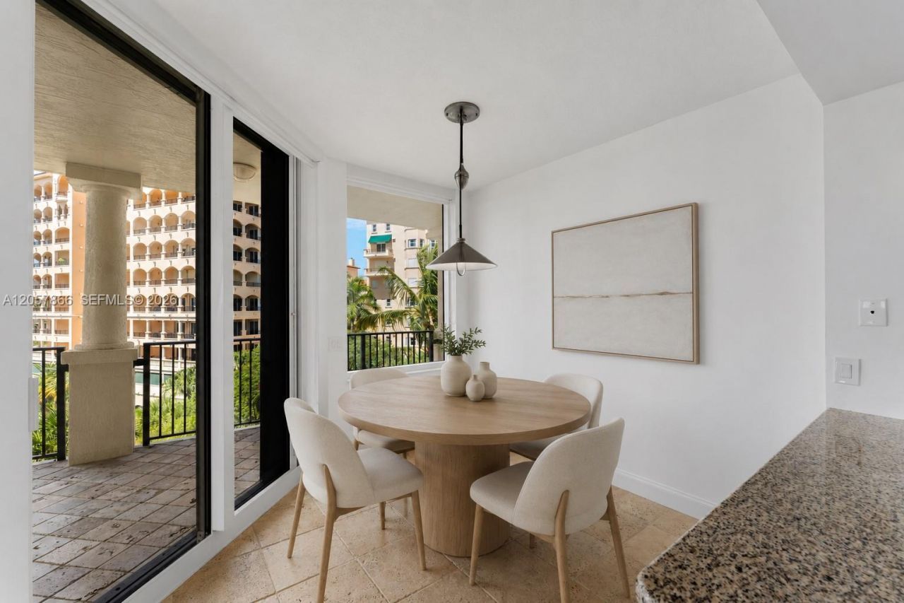 13627 Deering Bay Dr, Unit 404, Coral Gables, FL 33158 Photo