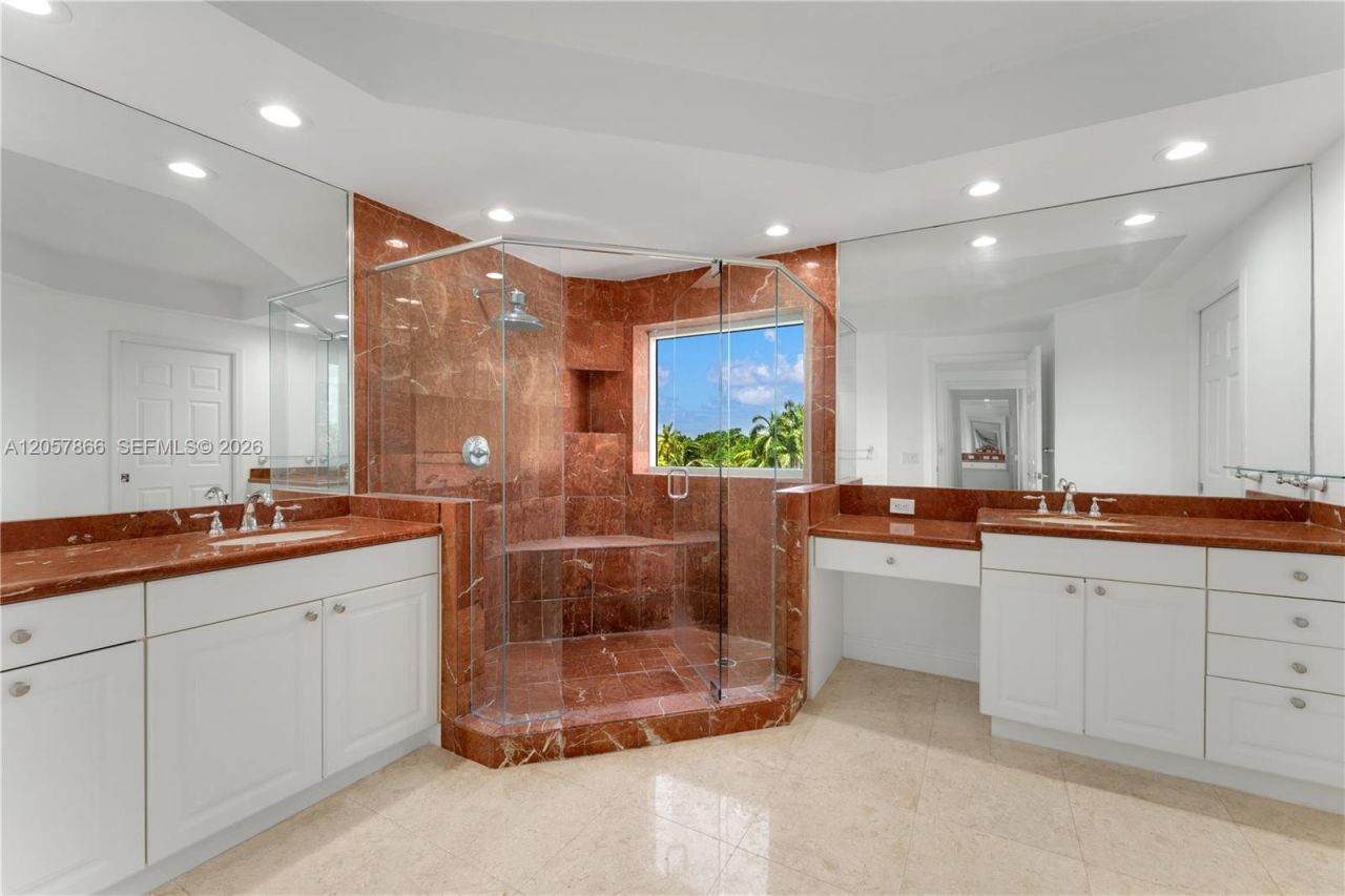 13627 Deering Bay Dr, Unit 404, Coral Gables, FL 33158 Photo