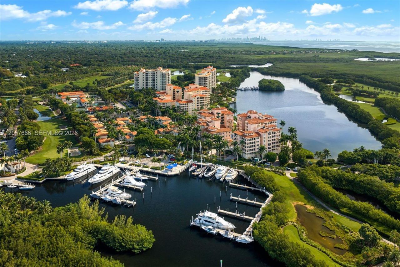 13627 Deering Bay Dr, Unit 404, Coral Gables, FL 33158 Photo