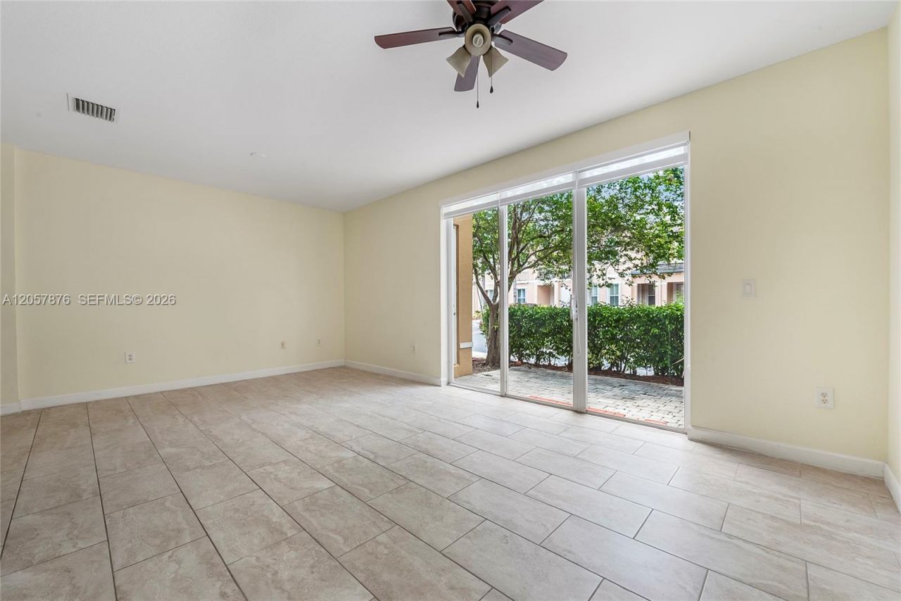 230 SE 29th Ave, Unit 1, Homestead, FL 33033 Photo