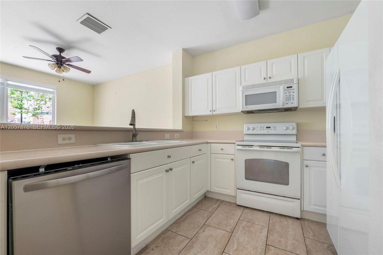 230 SE 29th Ave, Unit 1, Homestead, FL 33033 Photo