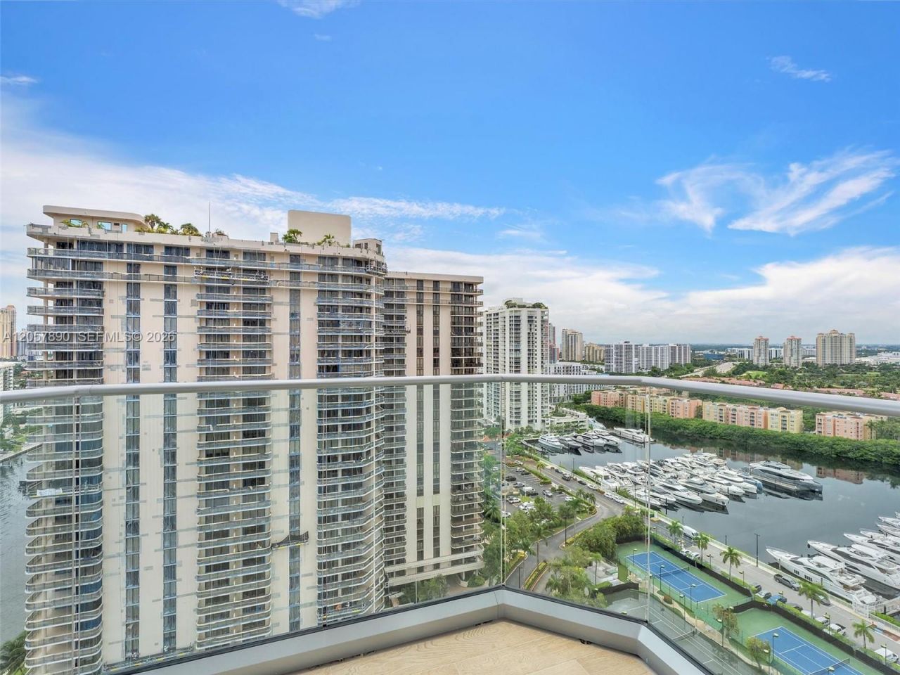19707 Turnberry Way , Unit 21D, Aventura, FL 33180 Photo