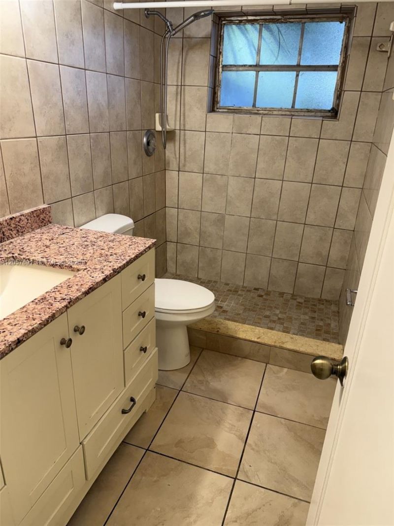 4855 University Dr , Unit 4855, Coral Gables, FL 33146 Photo
