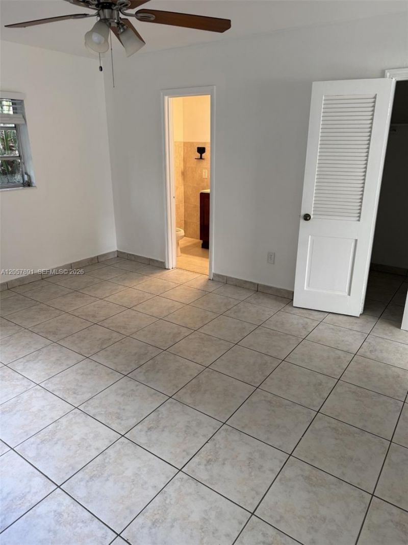 4855 University Dr , Unit 4855, Coral Gables, FL 33146 Photo