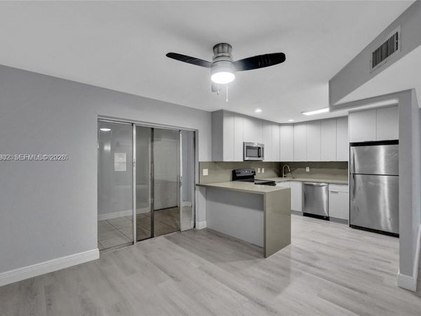 5963 NW 25th Ct , Unit 210, Sunrise, FL 33313