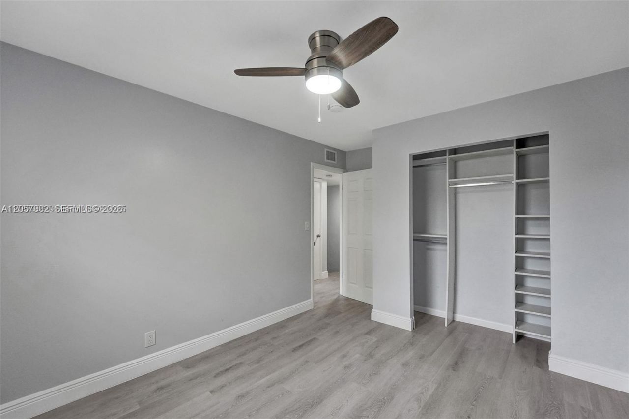 5963 NW 25th Ct, Unit 210, Sunrise, FL 33313 Photo
