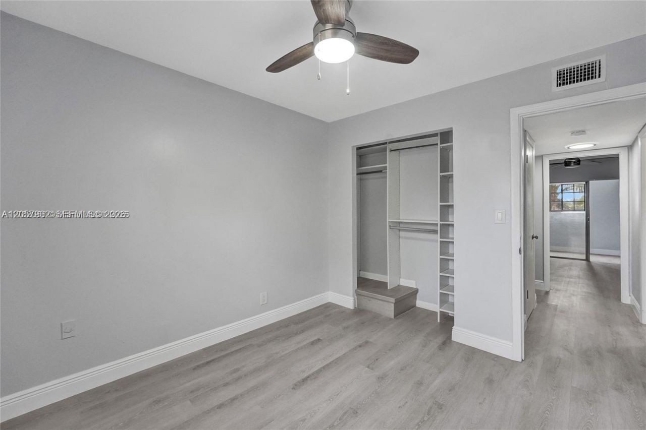 5963 NW 25th Ct, Unit 210, Sunrise, FL 33313 Photo