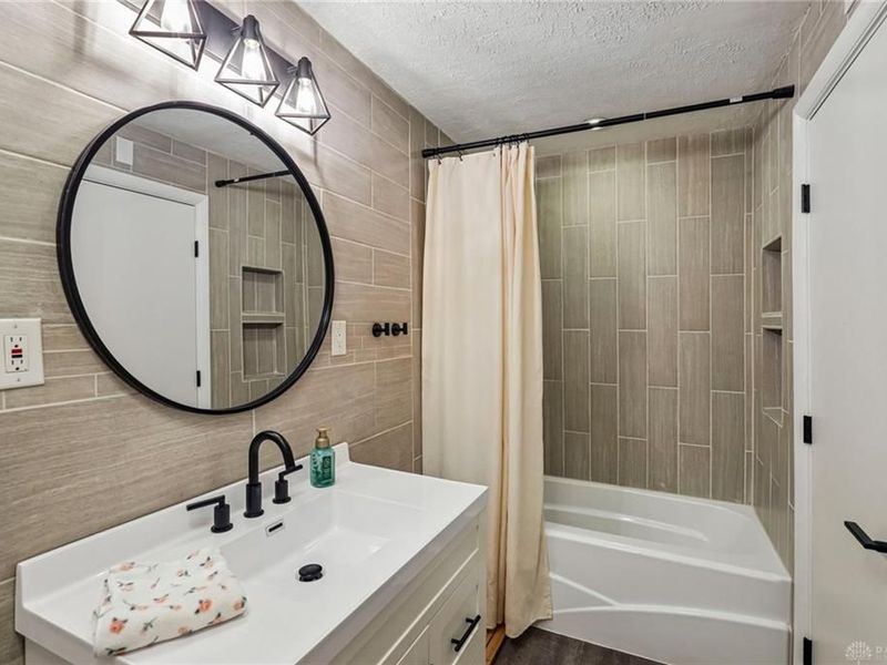 132 Marbrook Drive, Kettering, OH 45429 Photo 37