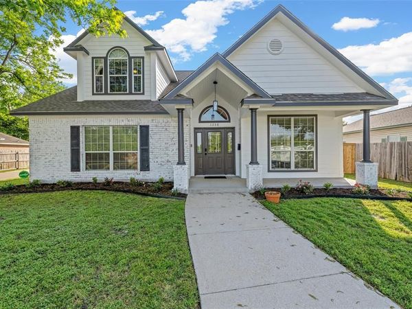 1208 N 15th Street , Waco, TX 76707