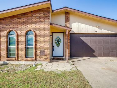 1409 Whittenburg Drive, Fort Worth, TX 76134