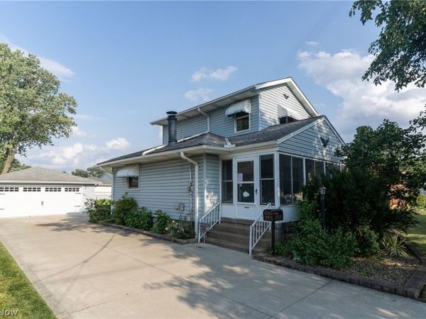 6391 Smith Road, Brook Park, OH 44142
