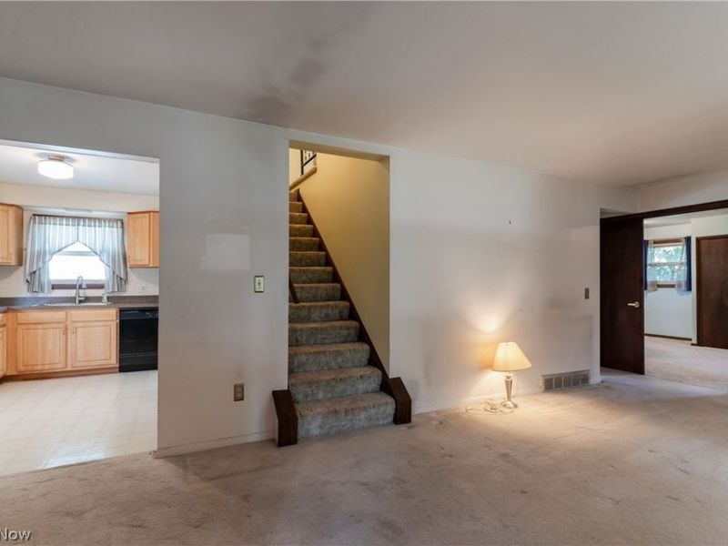 6391 Smith Road, Brook Park, OH 44142 Photo 11