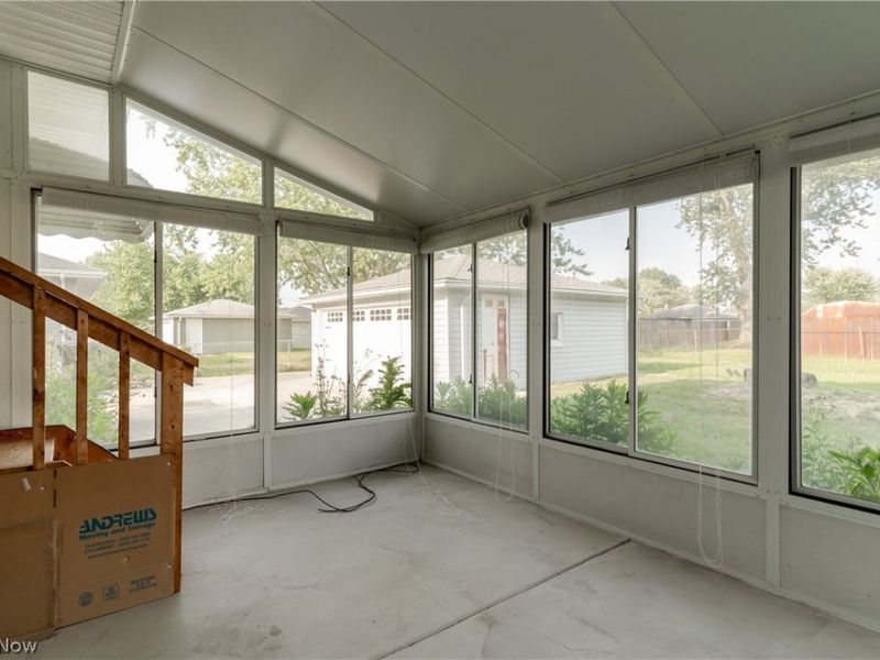 6391 Smith Road, Brook Park, OH 44142 Photo 17