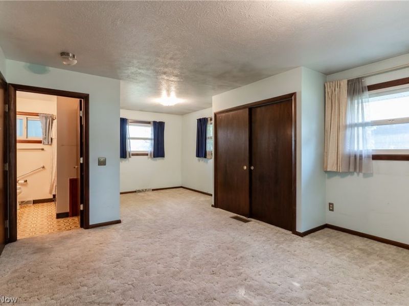 6391 Smith Road, Brook Park, OH 44142 Photo 19