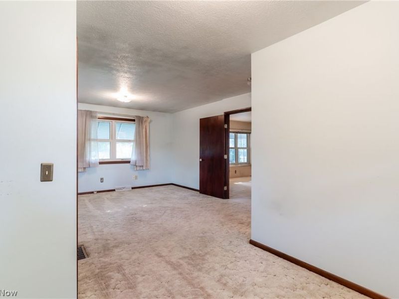 6391 Smith Road, Brook Park, OH 44142 Photo 21