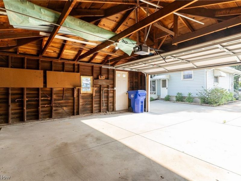 6391 Smith Road, Brook Park, OH 44142 Photo 6