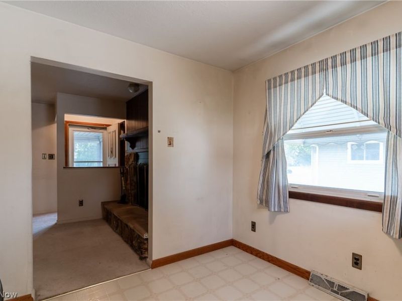 6391 Smith Road, Brook Park, OH 44142 Photo 9