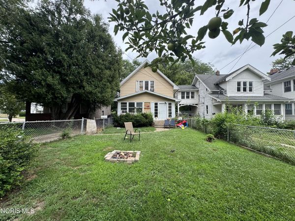 3722 Willys Parkway , Toledo, OH 43612