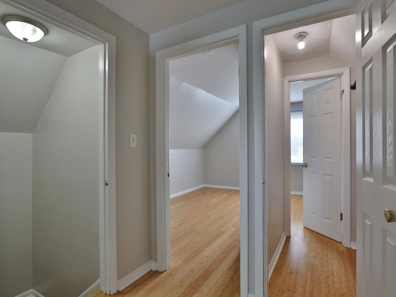 2353 Hanna Drive , Columbus, OH 43211 Photo 24