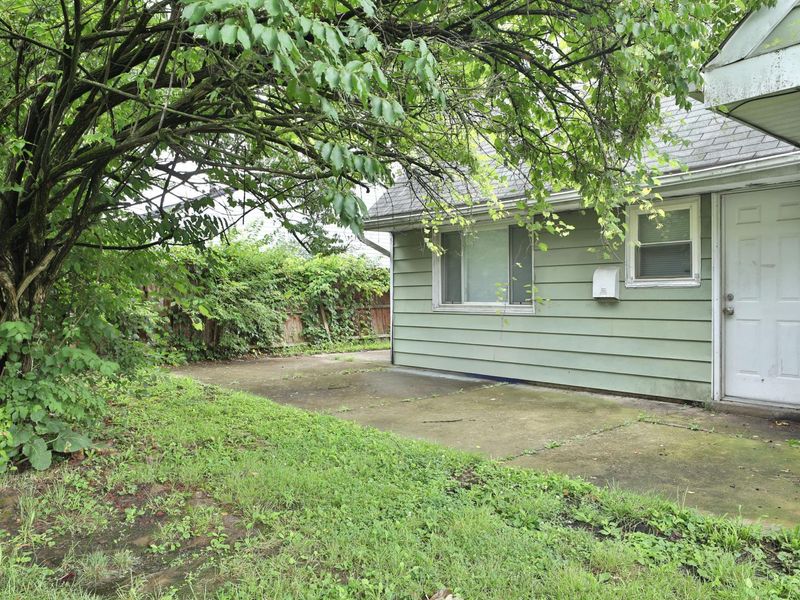 2353 Hanna Drive , Columbus, OH 43211 Photo 29