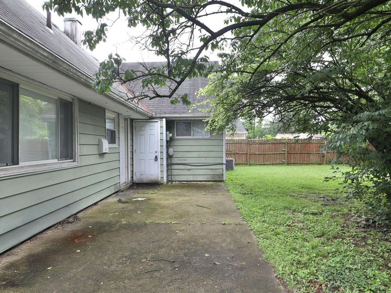 2353 Hanna Drive , Columbus, OH 43211 Photo 30