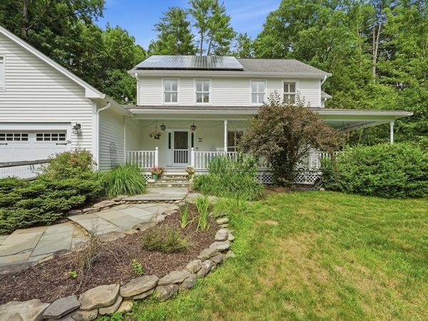 36 Woodlot Rd, Amherst, MA 01002
