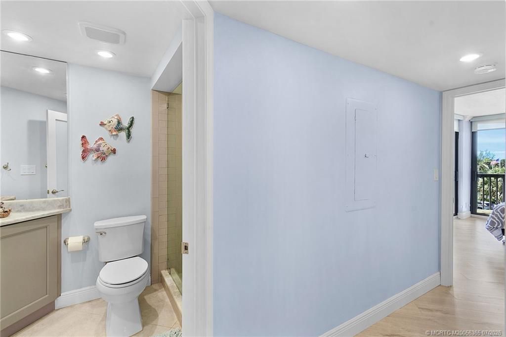 9550 S Ocean Drive, Unit 310, Jensen Beach, FL 34957 Photo