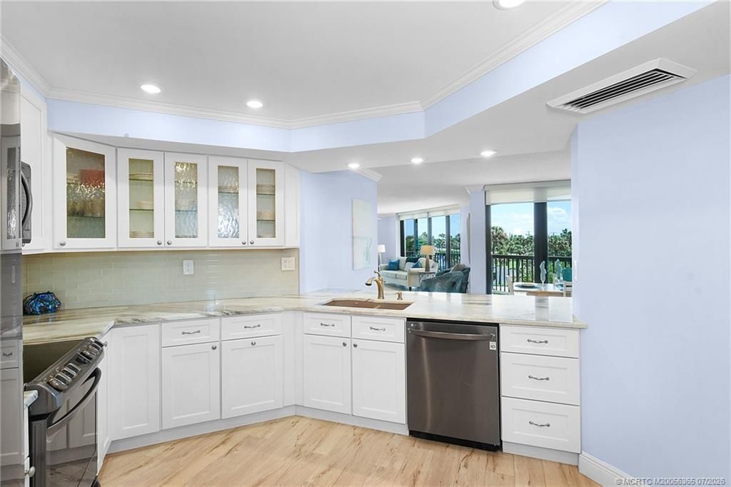 9550 S Ocean Drive, Unit 310, Jensen Beach, FL 34957 Photo