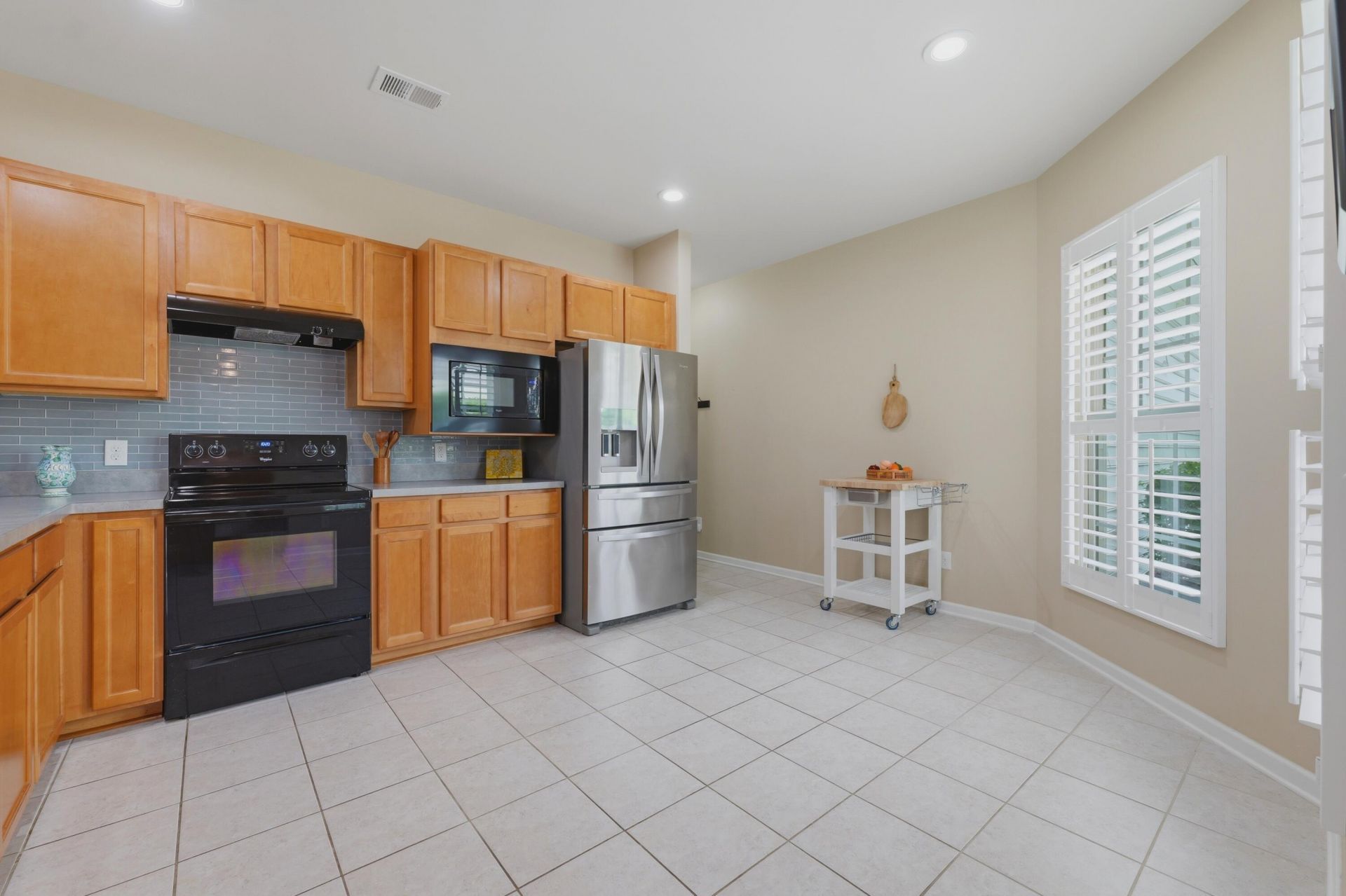 204 Waterfront Park Drive Photo 17