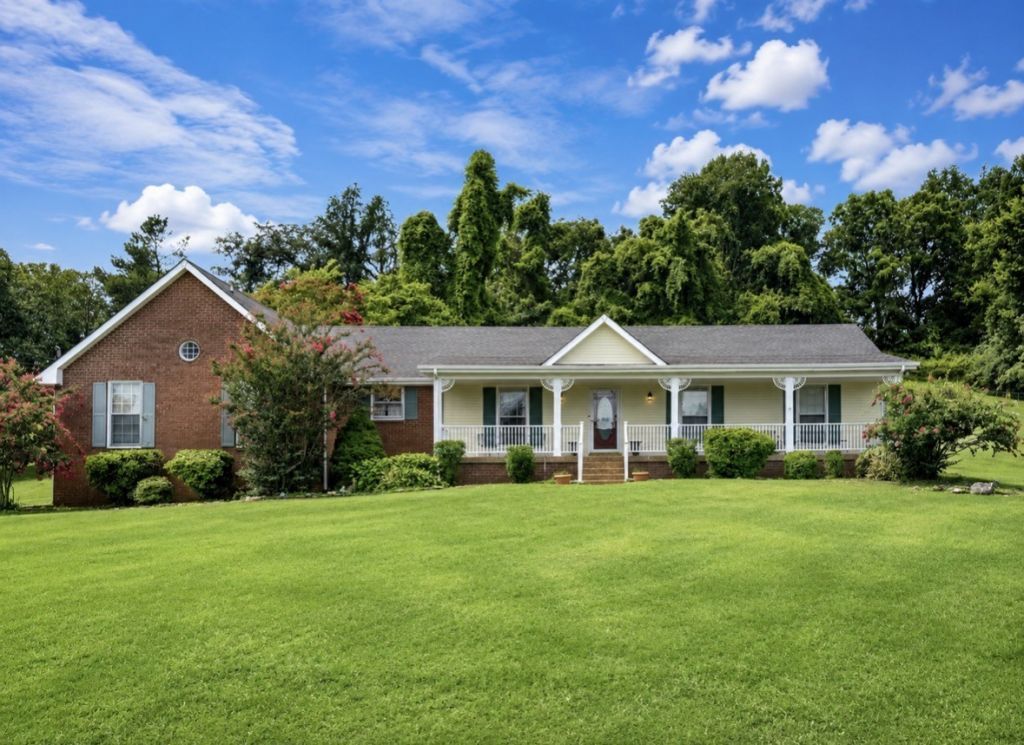 567 Glen Echo Dr, Old Hickory, TN 37138 Main Photo
