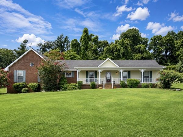 567 Glen Echo Dr, Old Hickory, TN 37138