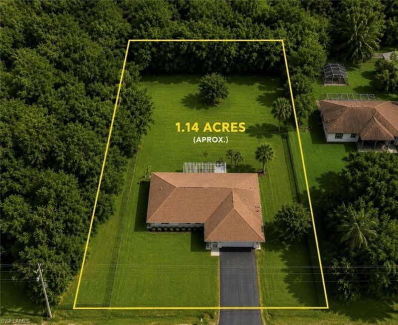 3470 White Blvd , Naples, FL 34117 Photo