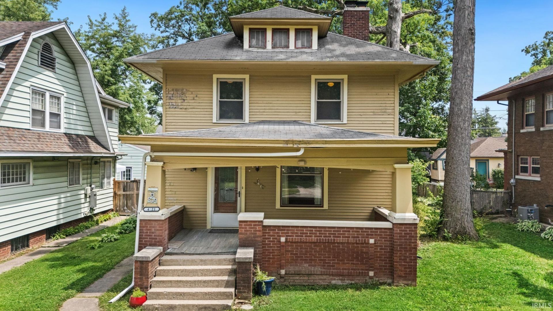4121 Indiana Avenue, Fort Wayne, IN 46807 Main Photo