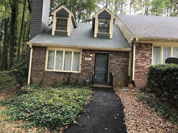 7090 Williamsburg Drive , Riverdale, GA 30274