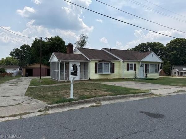 719 Carroll Street , Reidsville, NC 27320