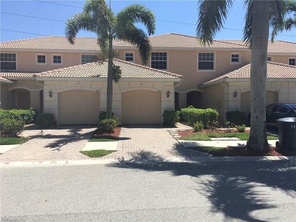 8639 Athena CT , LEHIGH ACRES, FL 33971