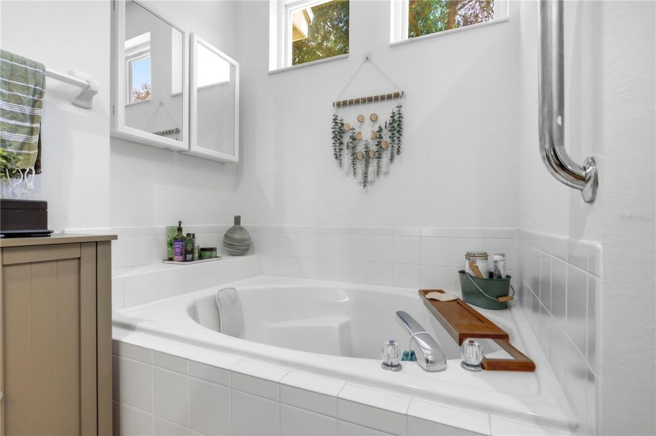 13706 Via Roma Circle , Clermont, FL 34711 Photo