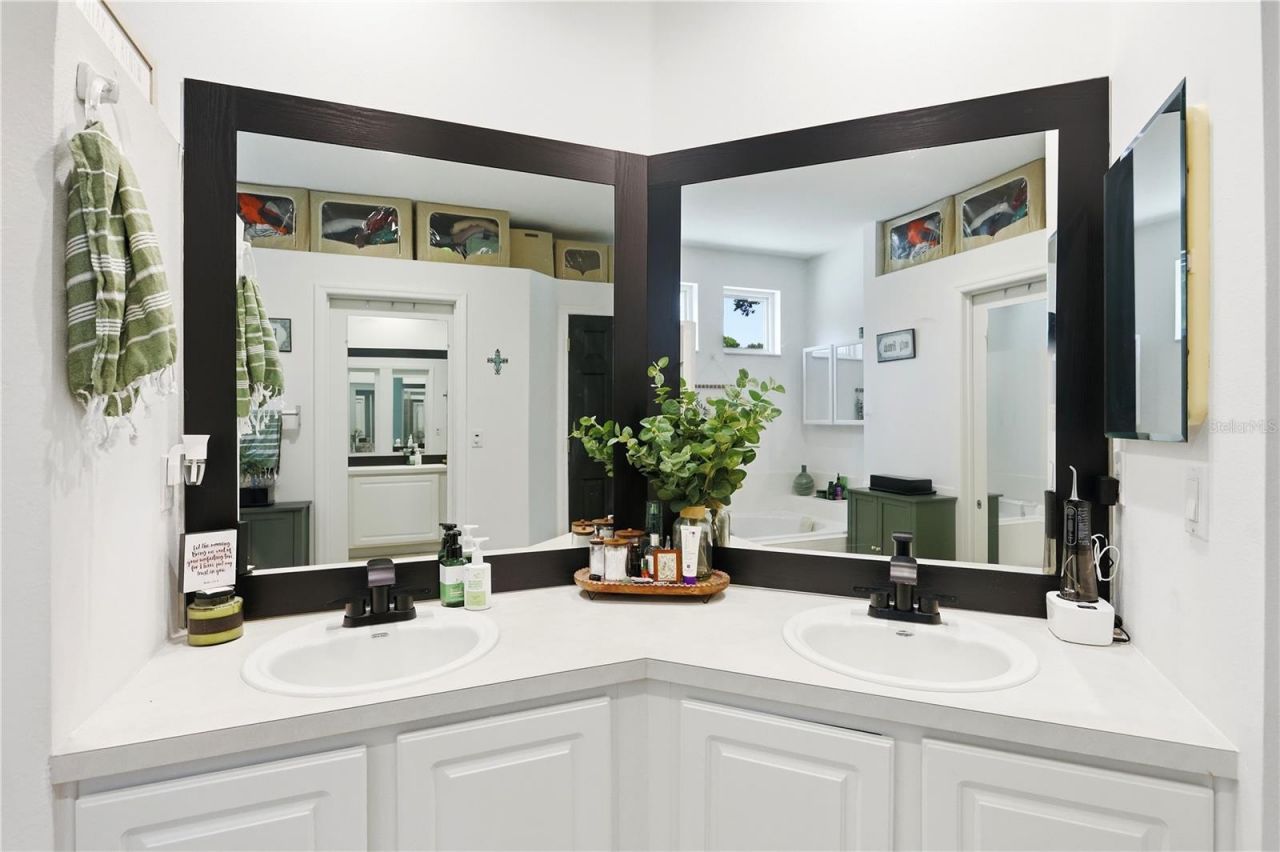 13706 Via Roma Circle , Clermont, FL 34711 Photo