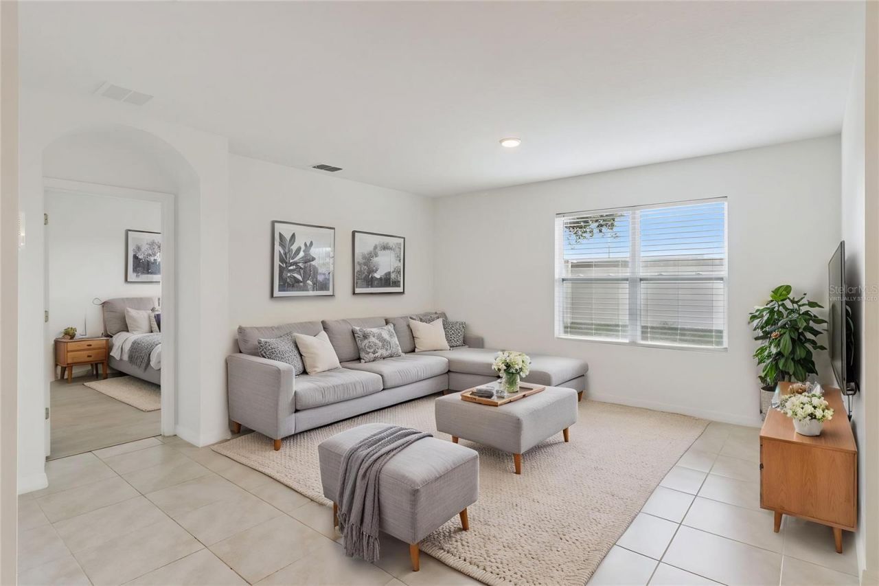 2487 White Lilly Drive , Kissimmee, FL 34747 Photo