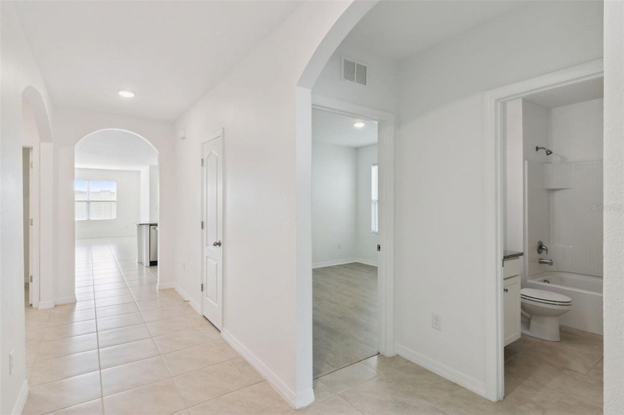2487 White Lilly Drive , Kissimmee, FL 34747 Photo