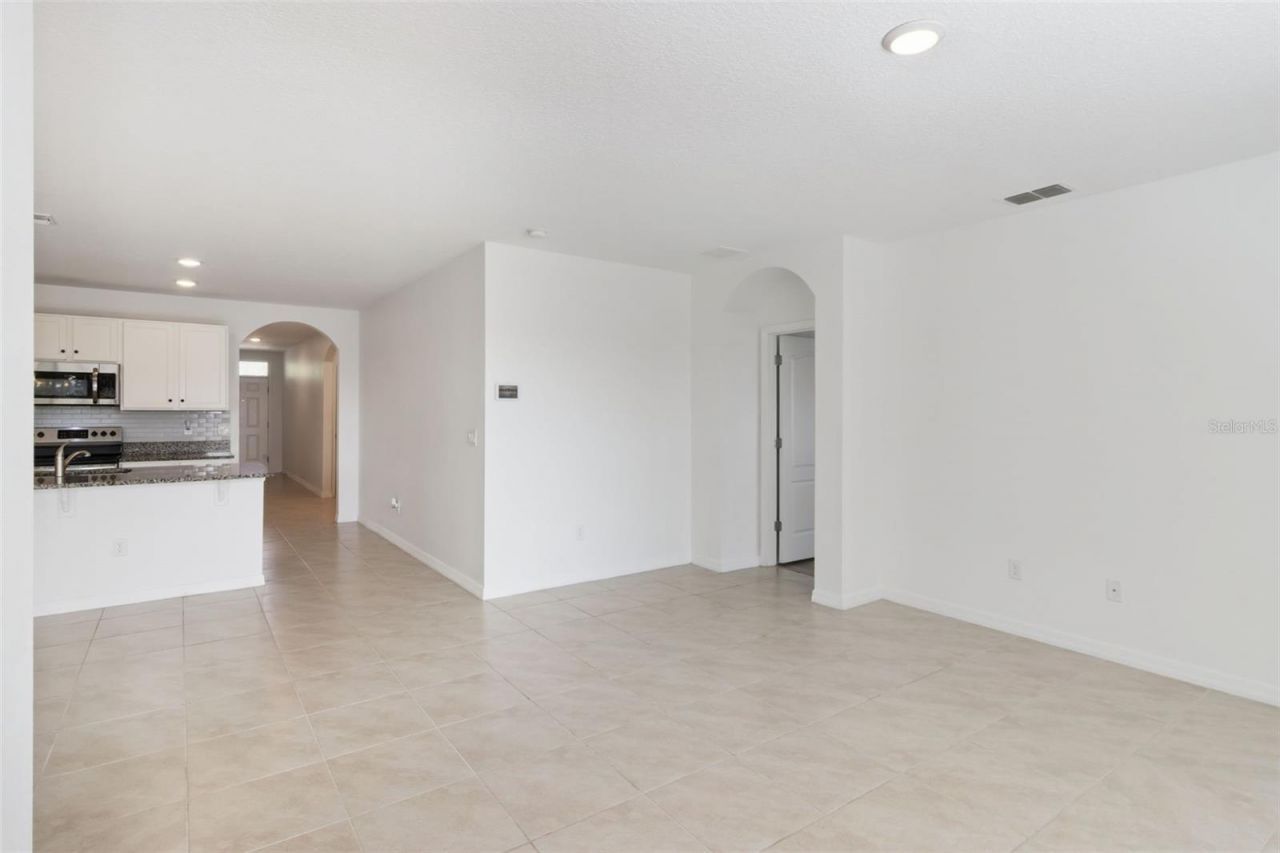 2487 White Lilly Drive , Kissimmee, FL 34747 Photo