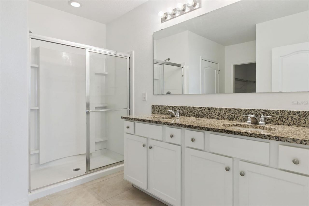 2487 White Lilly Drive , Kissimmee, FL 34747 Photo