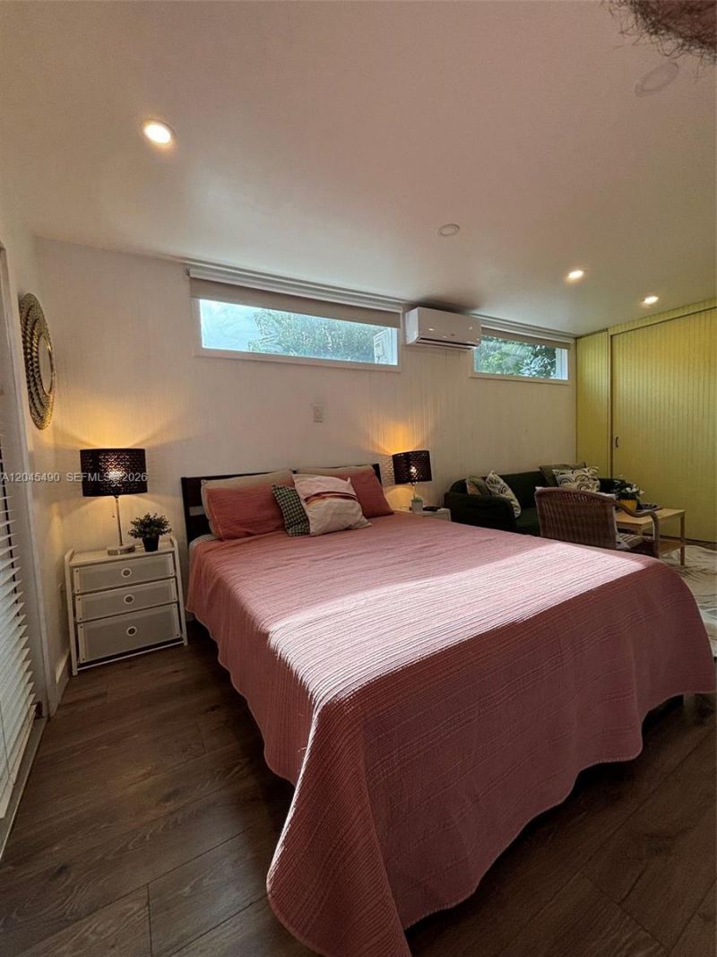 8220 NE 1st Pl, Unit 3C, Miami, FL 33138 Photo