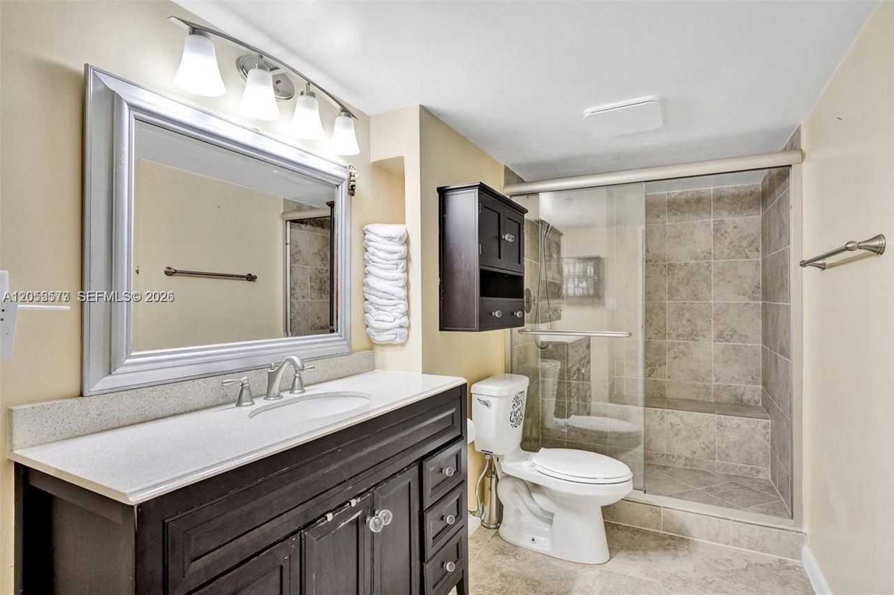 500 Three Islands Blvd , Unit 311, Hallandale Beach, FL 33009 Photo